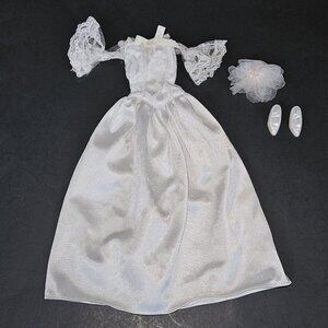 VTG Barbie Fashion Avenue Bridal White Wedding Dress Shoes Lace Sleeves Lot